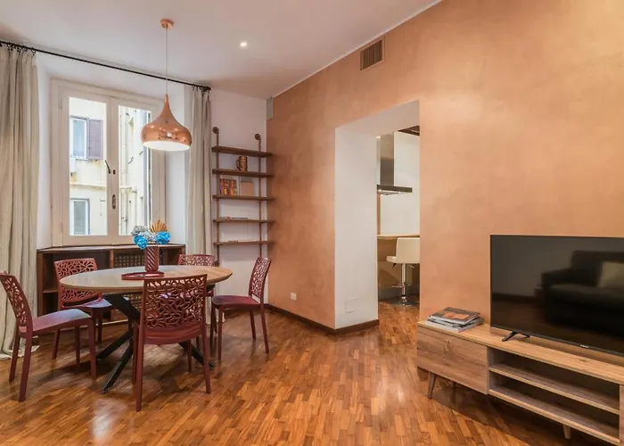 The Rent - Three-bedroom Near Borghese Apartament Rzym
