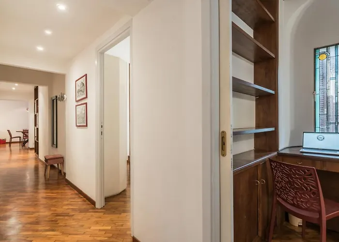 The Rent - Three-bedroom Near Borghese