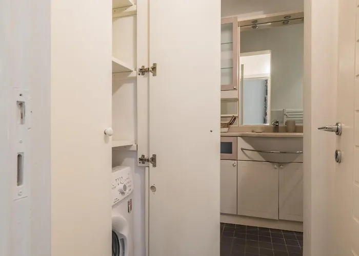 Apartament The Rent - Three-bedroom Near Borghese *